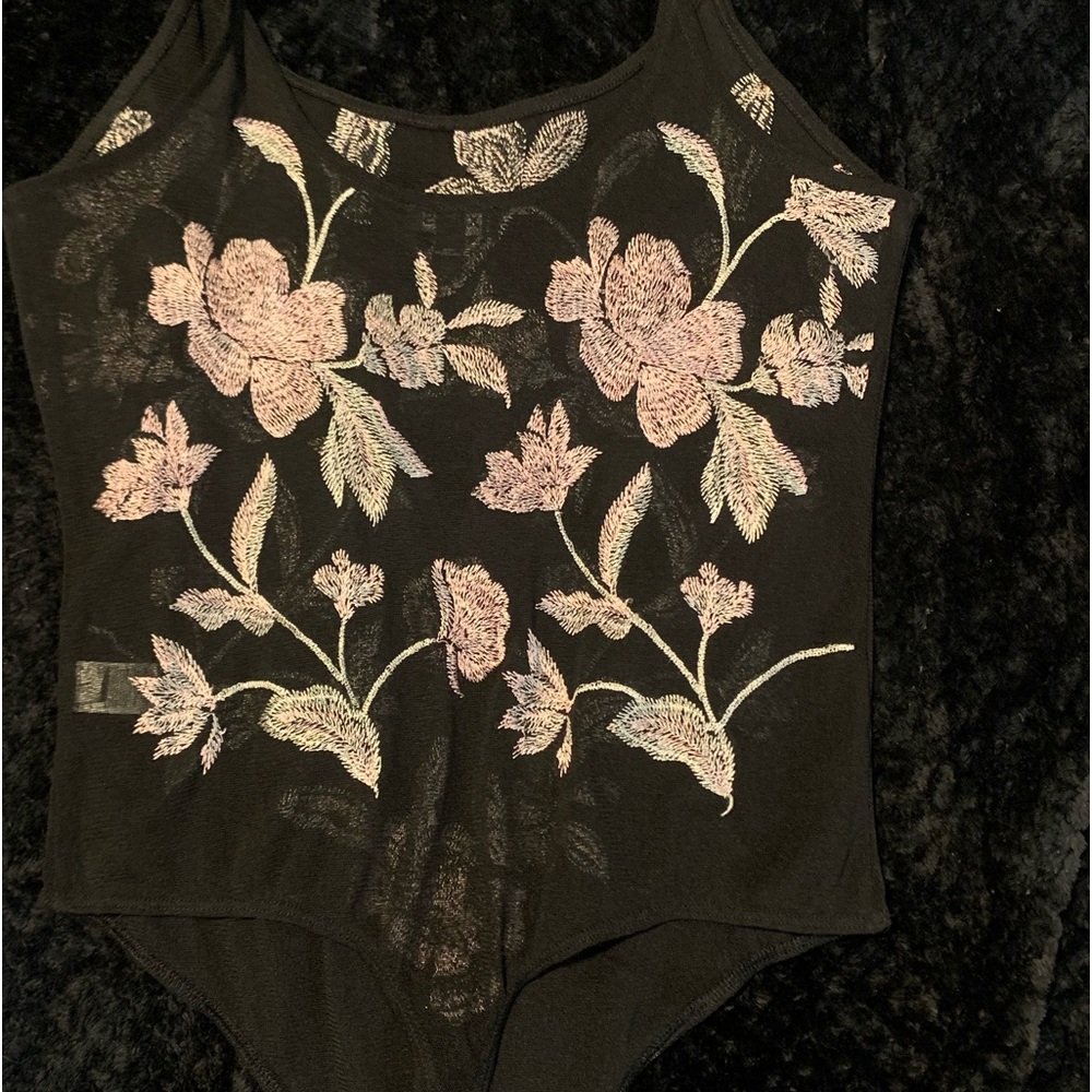 Express bodysuit - Picture 2 of 4